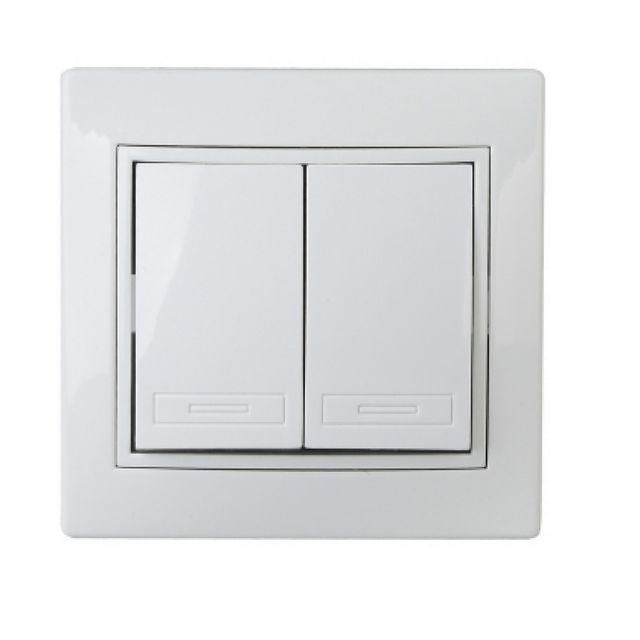 Выключатель двойной INTRO 10А-250В IP20 СУ Plano Белый
