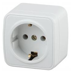 Розетка INTRO 2P 16А-250В IP20 ОУ Quardo Белый