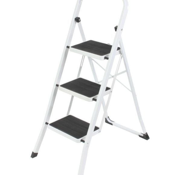 Стремянка стальная SF0203A 3 ступени 150кг