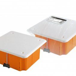 Распаячная коробка СП 92х92х45мм, крышка, пл. лапки, IP20, инд. штрихкод, TDM